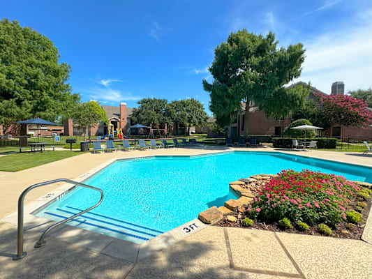 Indian Creek Apartments property